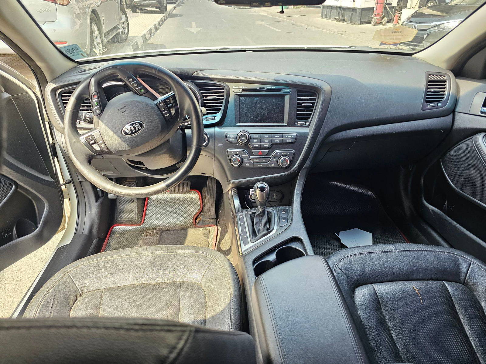 2013 KIA K5 — 280702 KM — Lot 29809 — Main - Marhaba Auctions Used Cars - Image 7