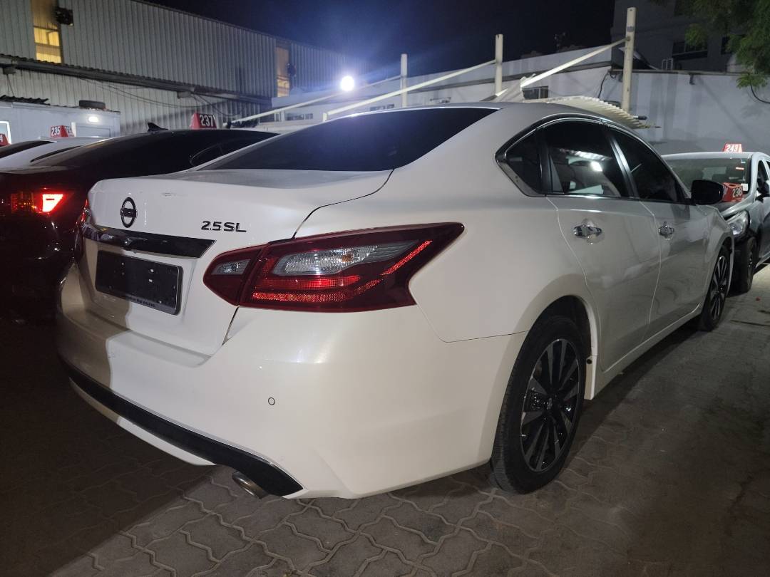 2018 NISSAN ALTIMA — 38799 KM — Lot 7JC241567 — Main - Marhaba Auctions Used Cars - Image 3