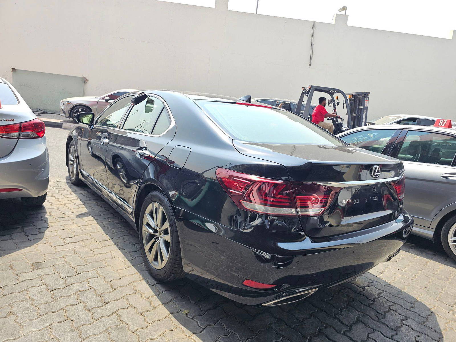 2016 LEXUS LS 460 — 177089 Miles — Lot G5026433 — Main - Marhaba Auctions Used Cars - Image 3