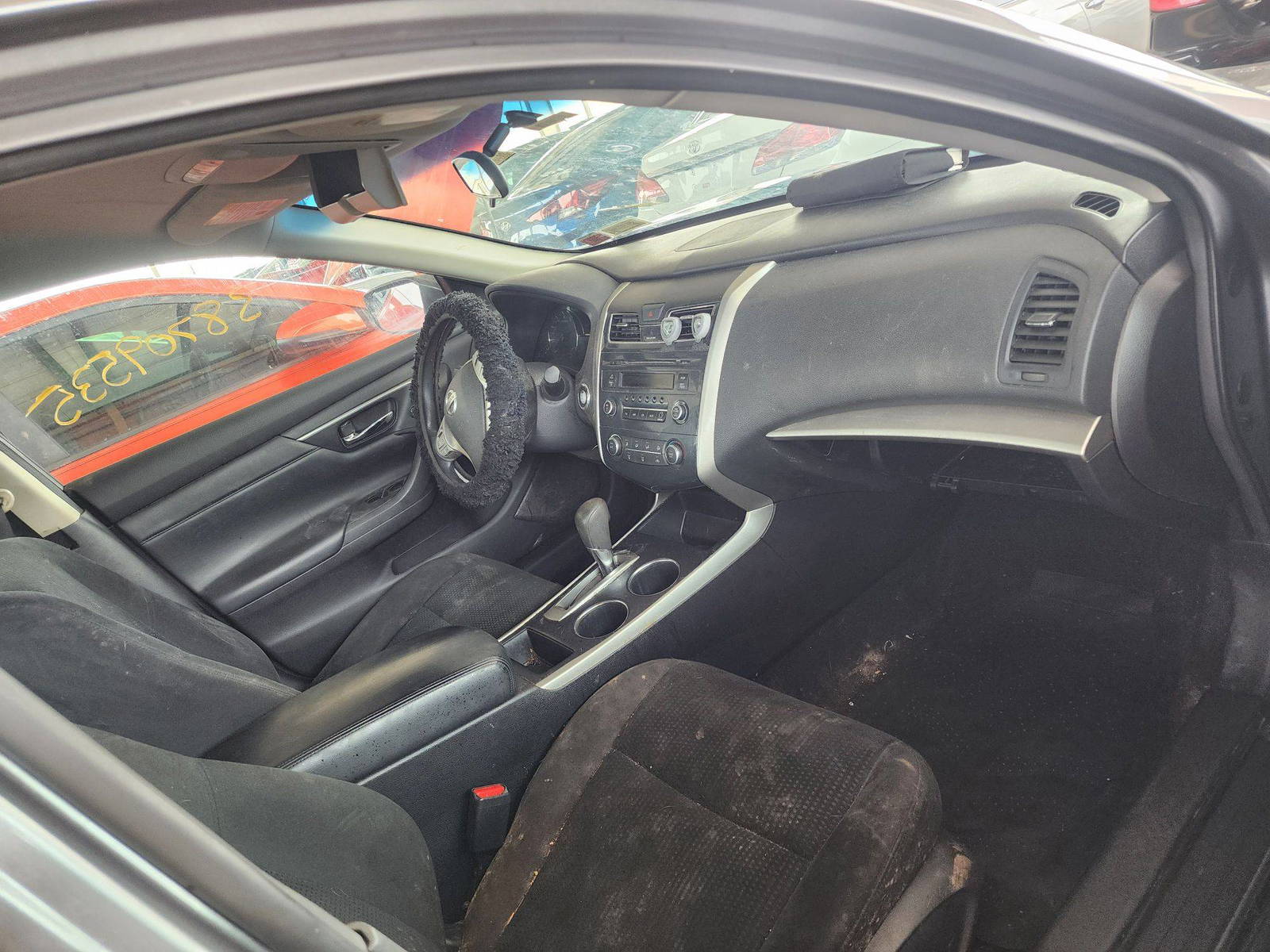 2015 NISSAN ALTIMA — 174356 Miles — Lot 38709535 — Main - Marhaba Auctions Used Cars - Image 5