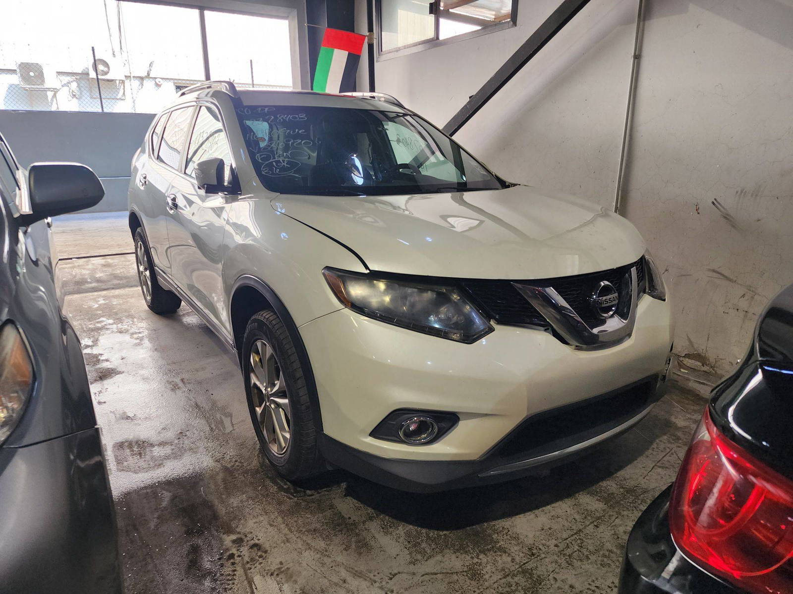 2016 NISSAN ROGUE — 174669 KM — Lot 12328403 — Al Quoz - Marhaba Auctions Used Cars - Image 3