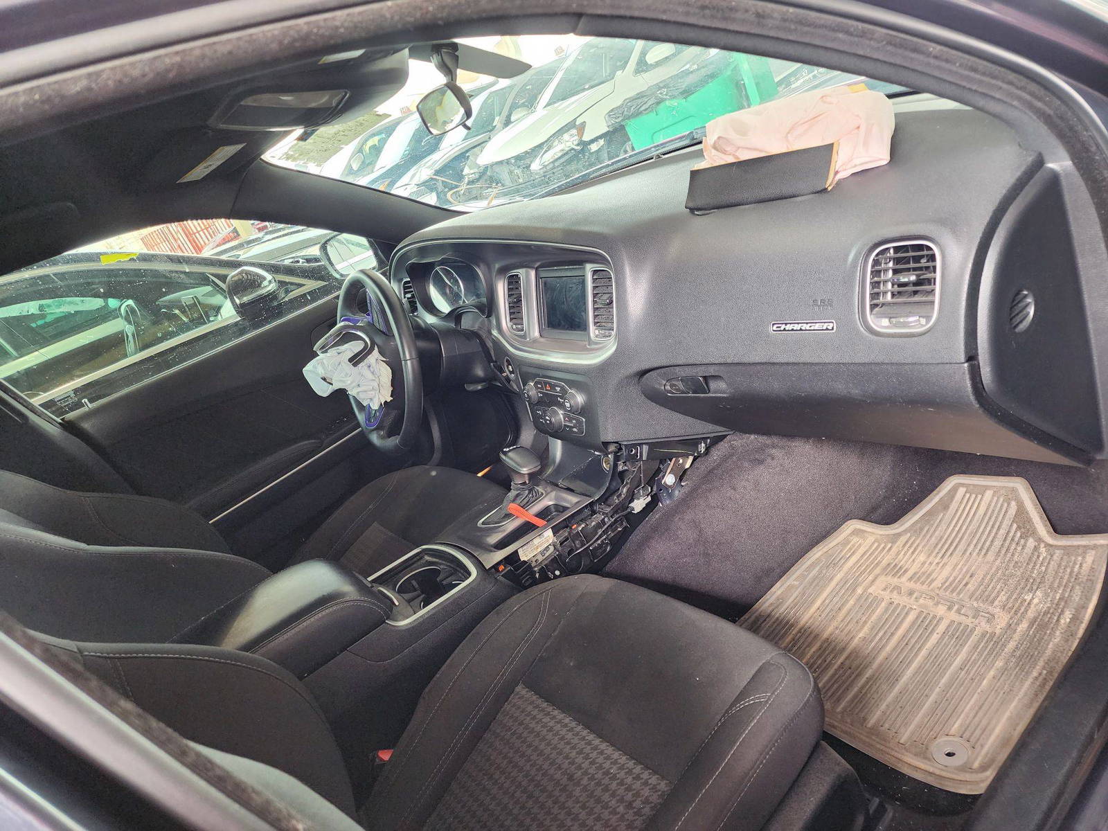 2019 DODGE CHARGER — 38828 Miles — Lot 6KH523255 — Souq - Marhaba Auctions Used Cars - Image 5