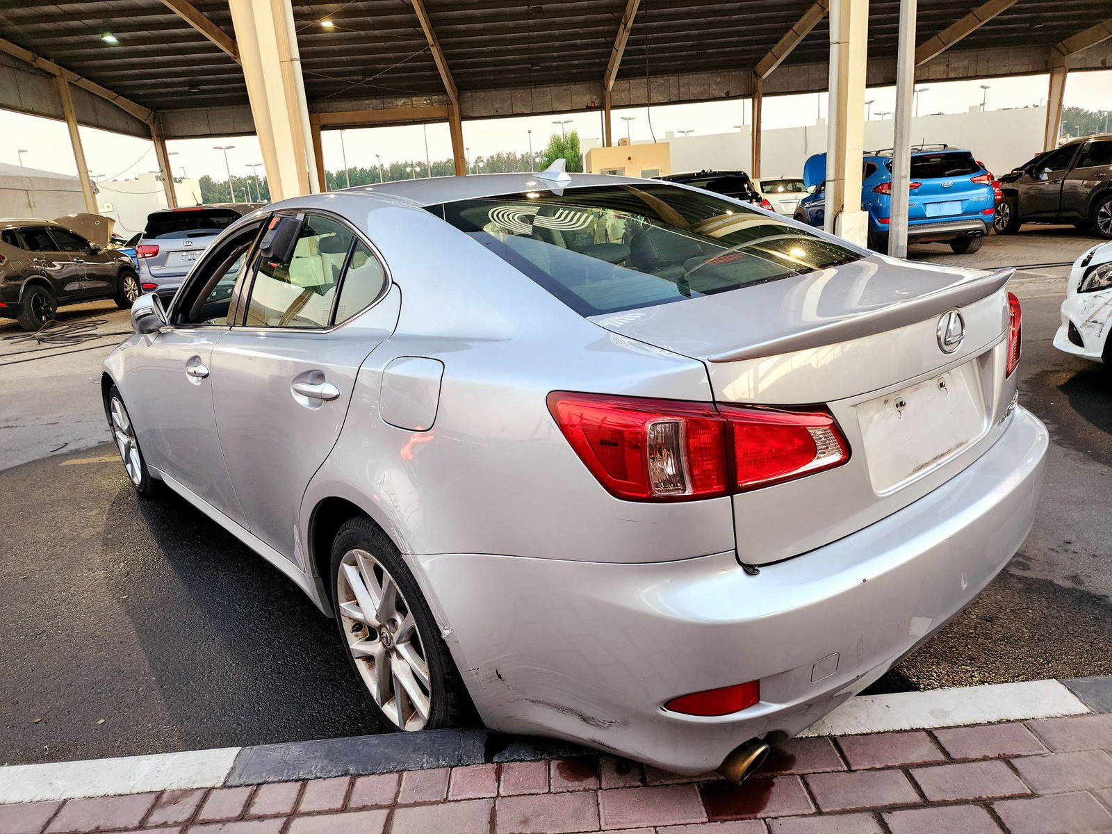 2012 LEXUS IS 250 — 147370 Miles — Lot 58757634 — Souq - Marhaba Auctions Used Cars - Image 5