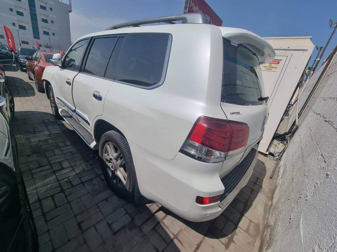 2014 LEXUS LX 570 — 175340 Miles — Lot 4150286 — Main - Marhaba Auctions Used Cars - Image 11