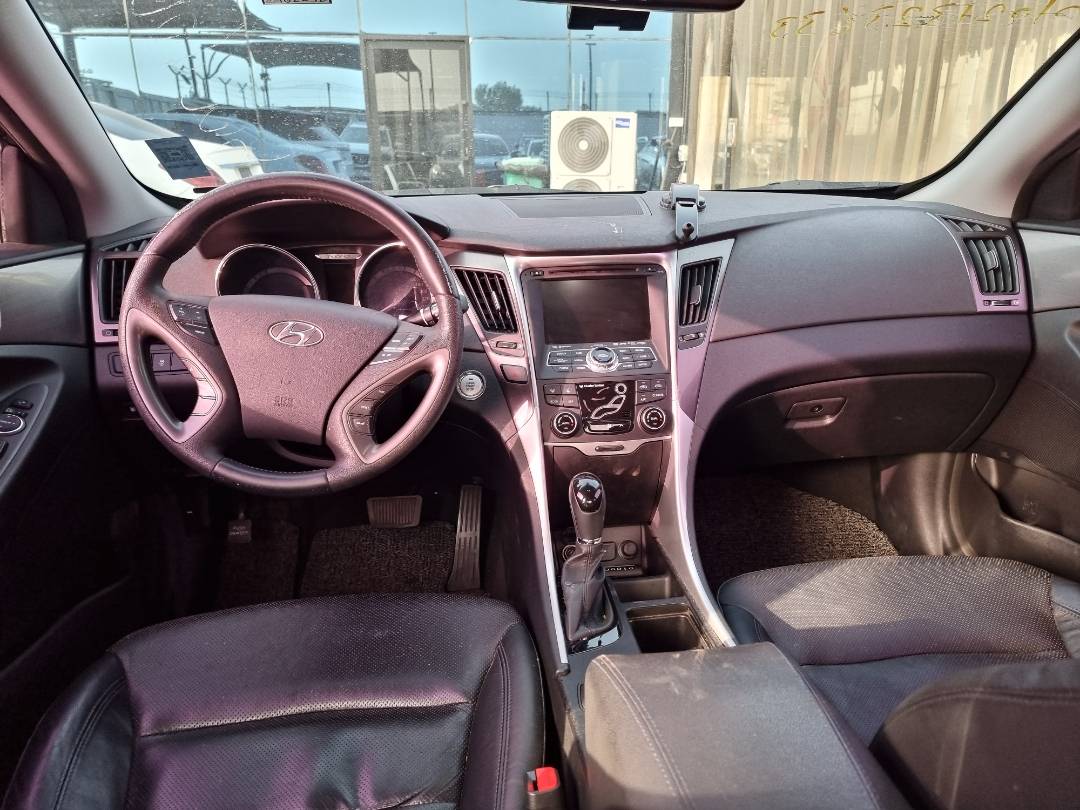 HYUNDAI SONATA 2012 - Marhaba Auction Used Cars - Image 7