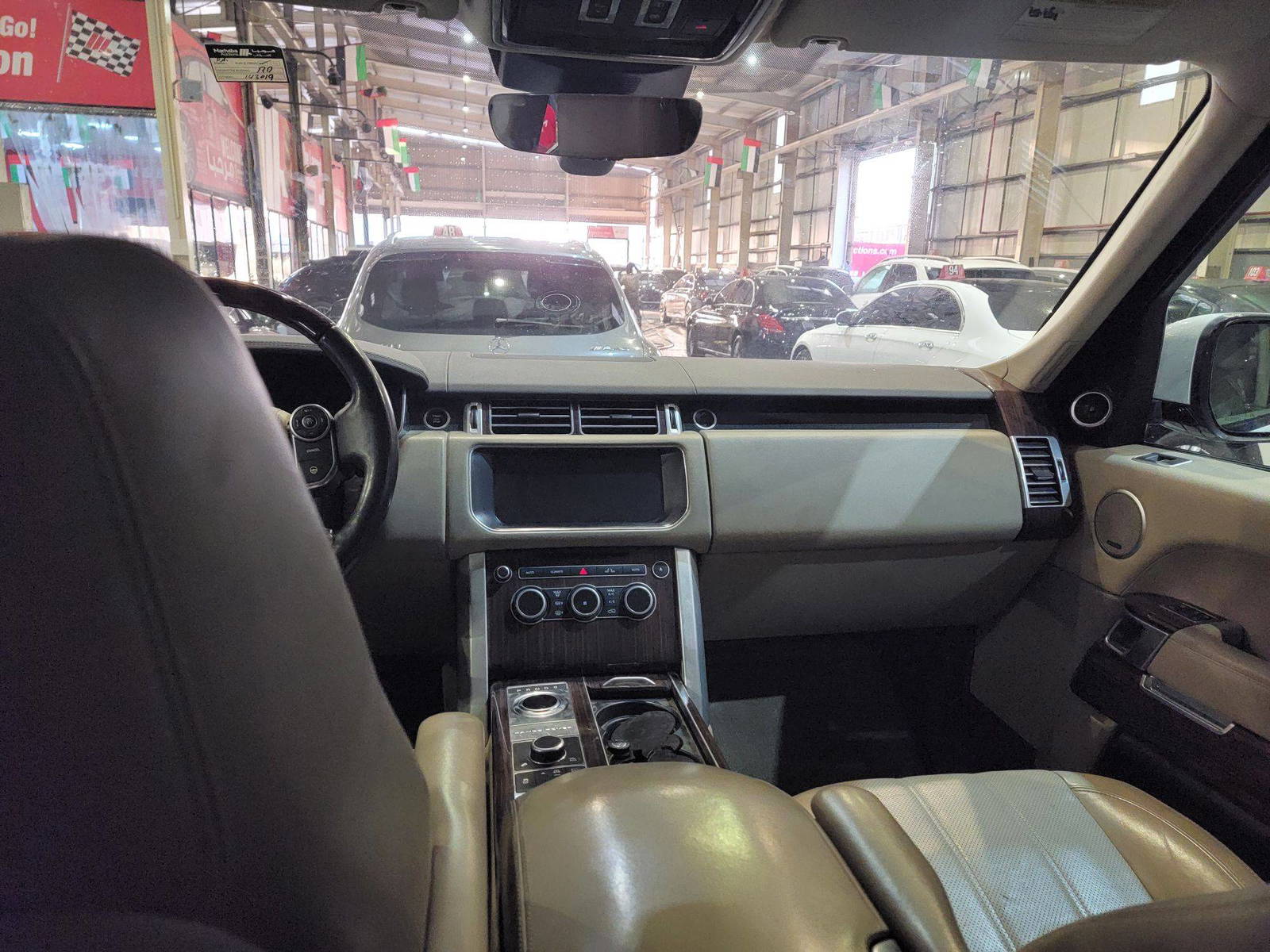 LAND ROVER RANGE ROVER 2017 - Marhaba Auction Used Cars - Image 8