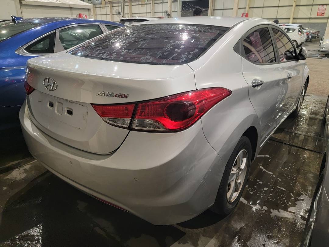 HYUNDAI AVANTE 2012 - Marhaba Auction Used Cars - Image 3