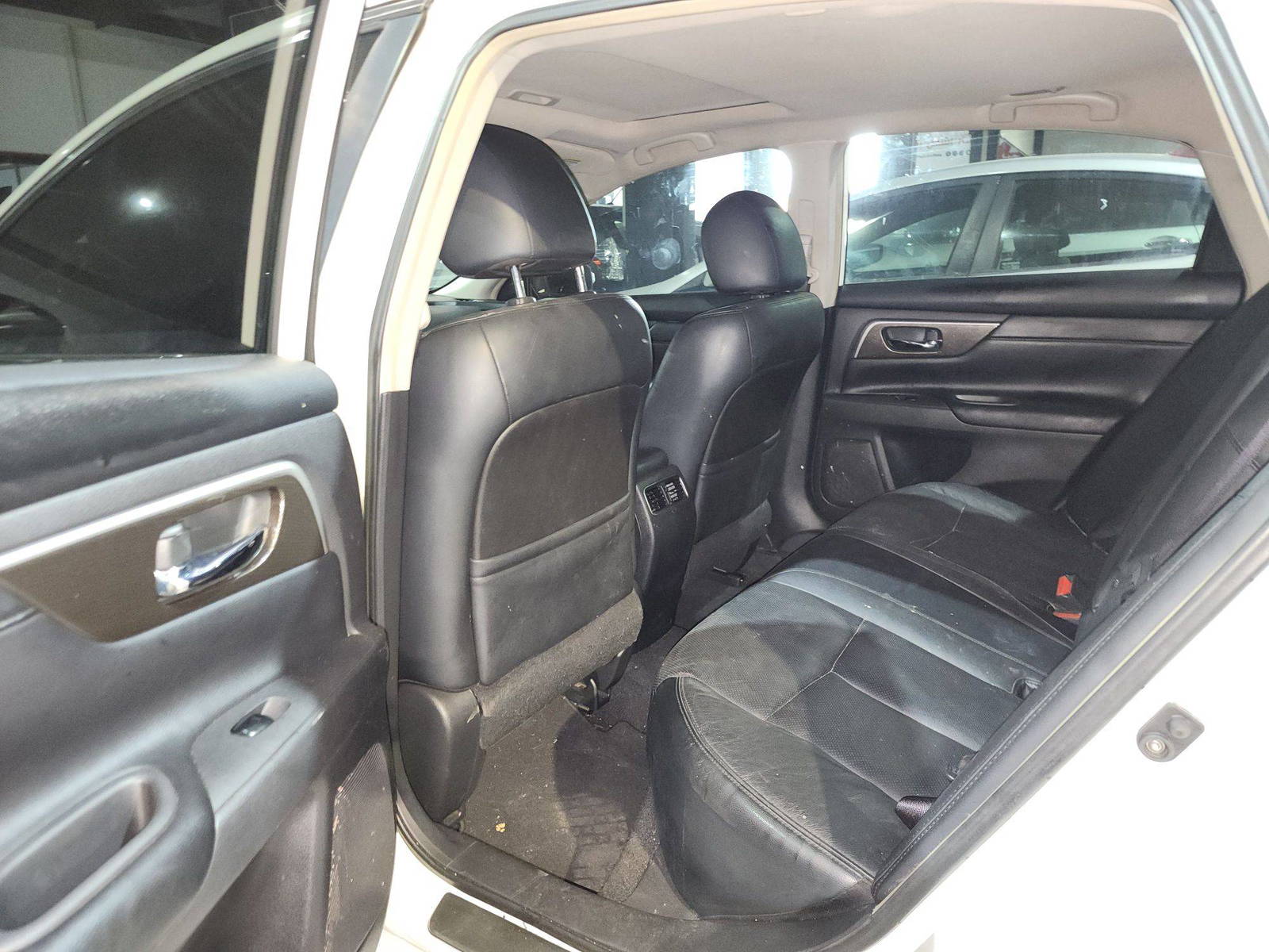 2013 NISSAN ALTIMA — 160626 Miles — Lot 587086 — Al Quoz - Marhaba Auctions Used Cars - Image 7