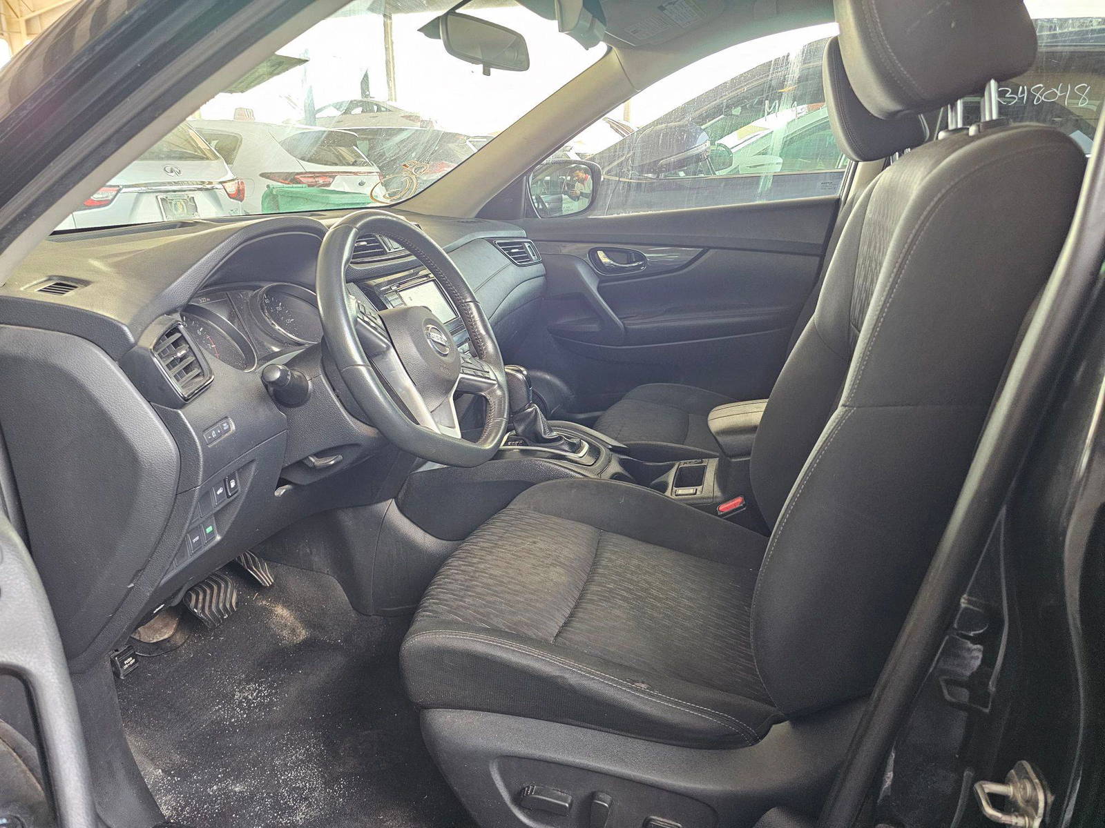 2018 NISSAN ROGUE — 125647 Miles — Lot T0JP546298 — Souq - Marhaba Auctions Used Cars - Image 8