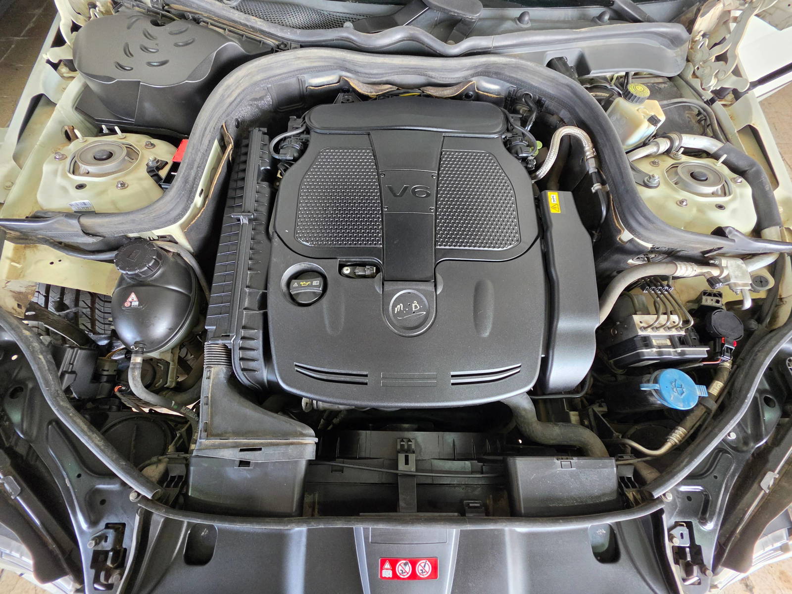 2012 MERCEDES BENZ E 350 — 159102 Miles — Lot 98340755 - Marhaba Auctions Used Cars - Image 11