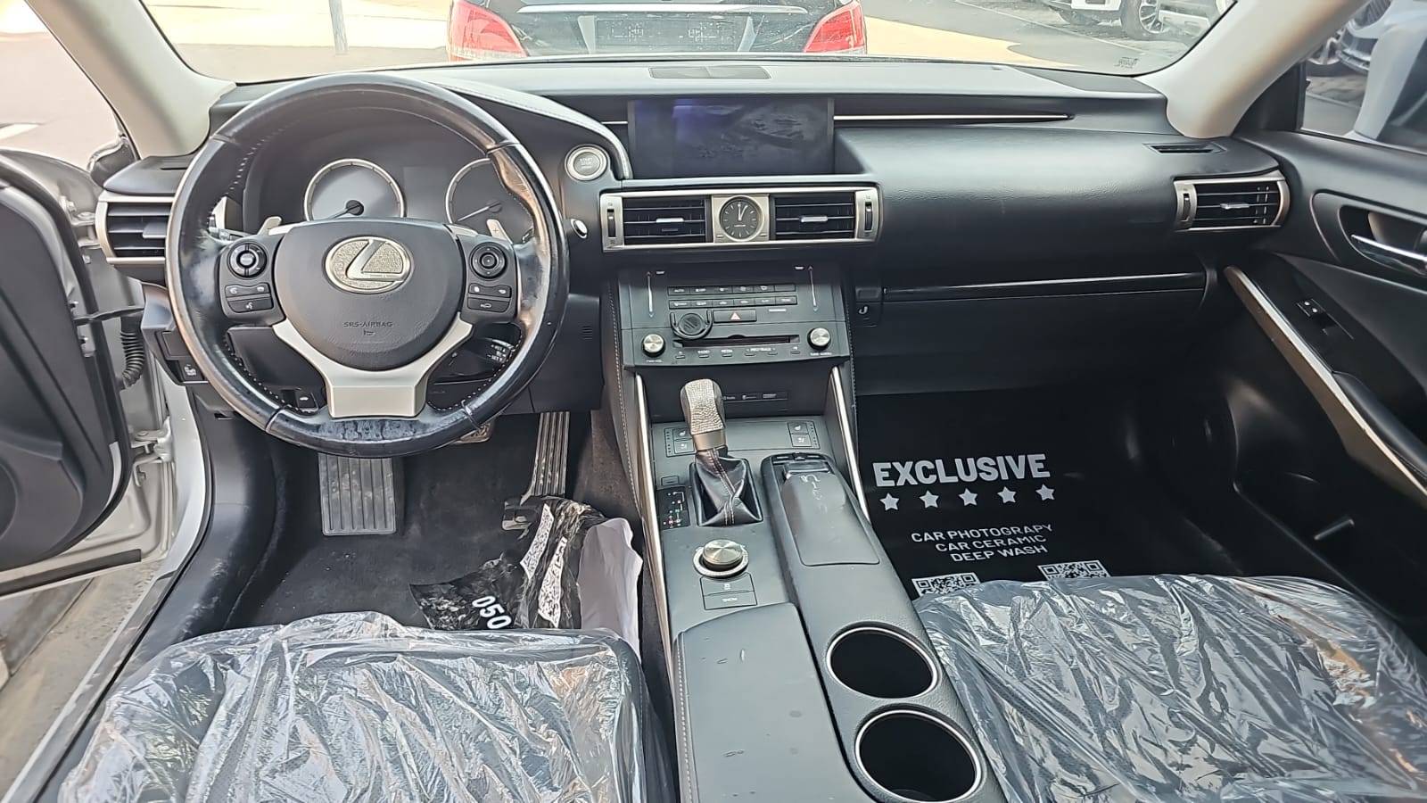 2016 LEXUS IS 200T — 203192 Miles — Lot XG5022302 — Souq - Marhaba Auctions Used Cars - Image 8