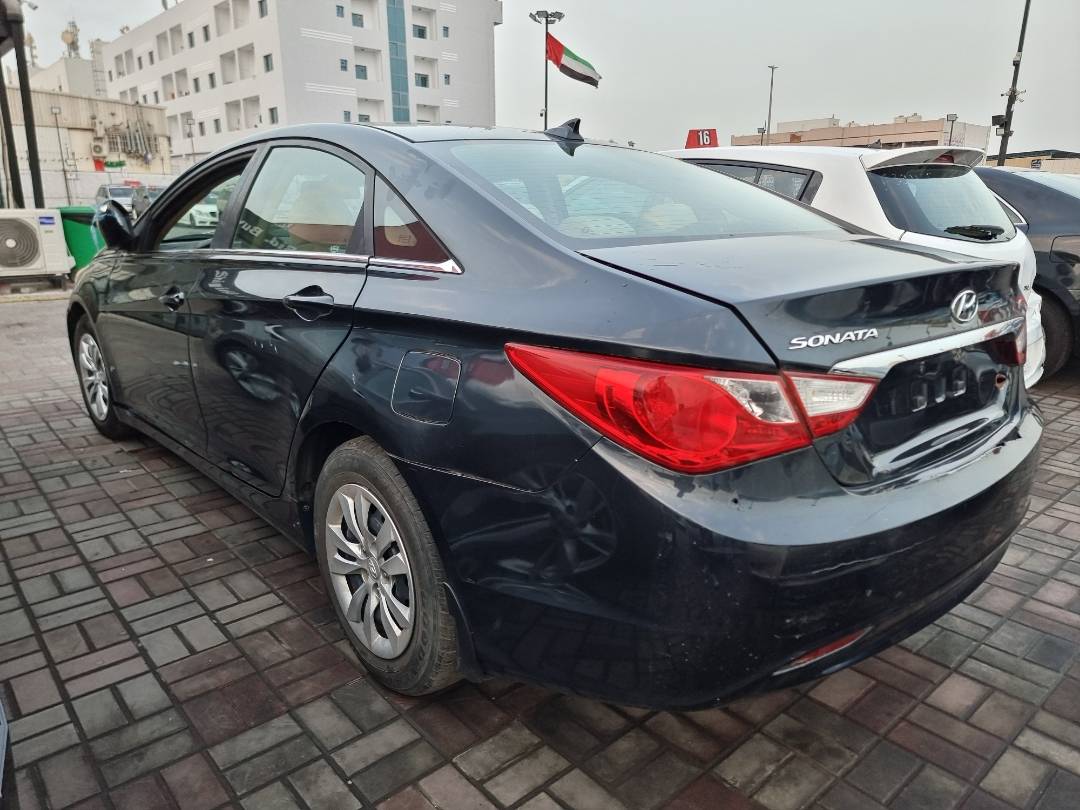 2012 HYUNDAI SONATA — 91876 Miles — Lot 125478 — Ind. 12 - Marhaba Auctions Used Cars - Image 4