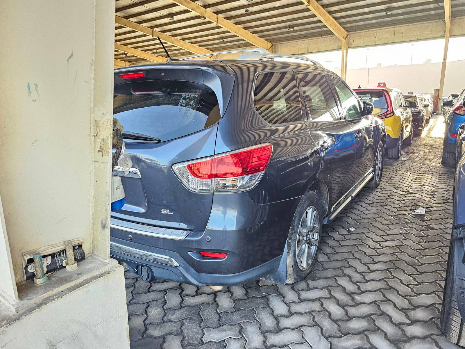 2014 NISSAN PATHFINDER — 184629 Miles — Lot 65371695 — Souq - Marhaba Auctions Used Cars - Image 4