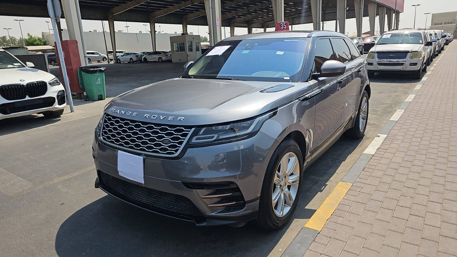 2020 LAND ROVER RANGE ROVER VELAR — 70432 KM — Lot LA269414 — Souq - Marhaba Auctions Used Cars - Image 3