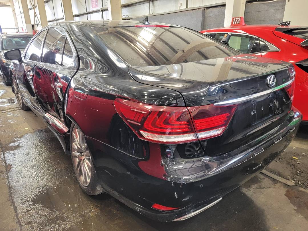 2013 LEXUS LS 460 — 151365 Miles — Lot 118395 - Marhaba Auctions Used Cars - Image 7