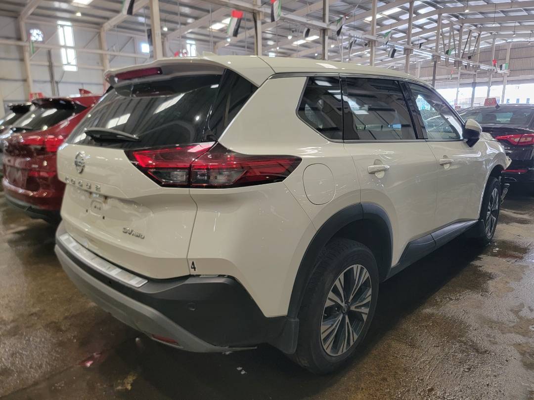2021 NISSAN ROGUE — 96662 Miles — Lot 5MW221404 — Souq - Marhaba Auctions Used Cars - Image 3