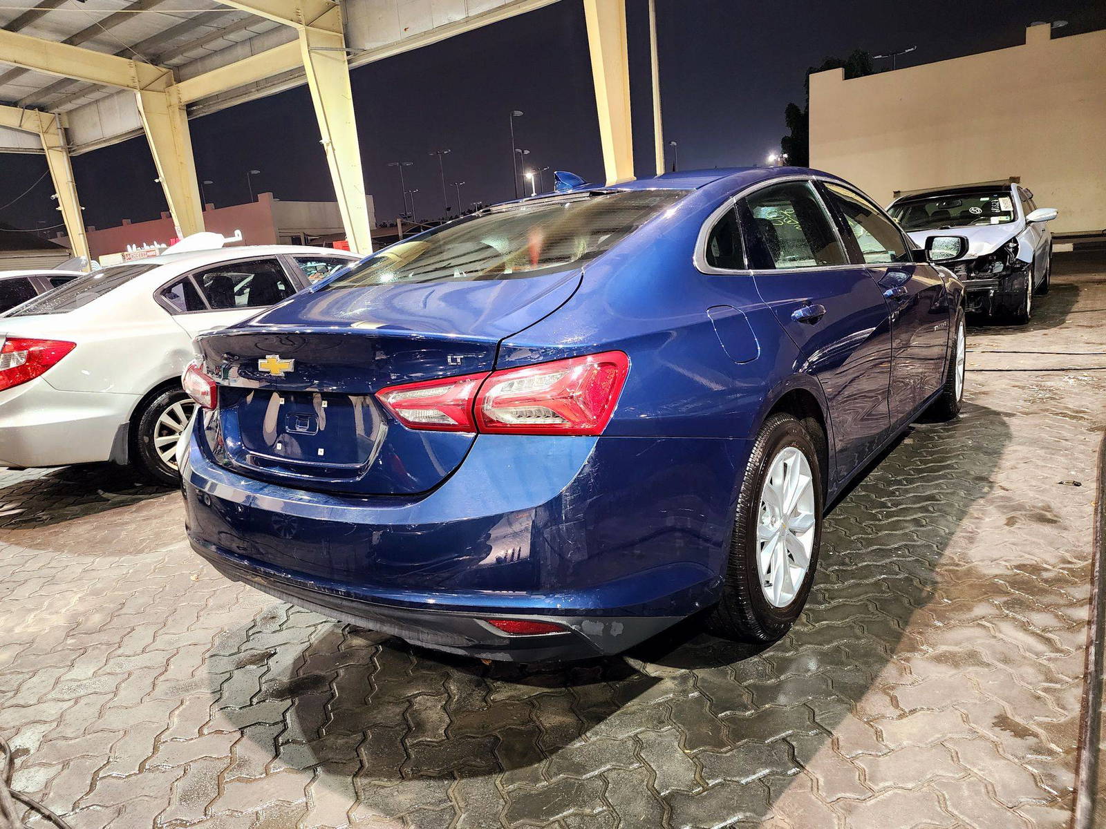 2022 CHEVROLET MALIBU — 82809 KM — Lot NF164735 — Souq - Marhaba Auctions Used Cars - Image 3
