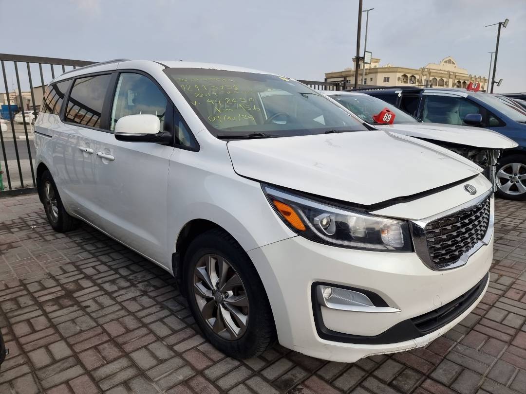 2019 KIA SEDONA — 156216 KM — Lot 12113754 — Main - Marhaba Auctions Used Cars - Image 3