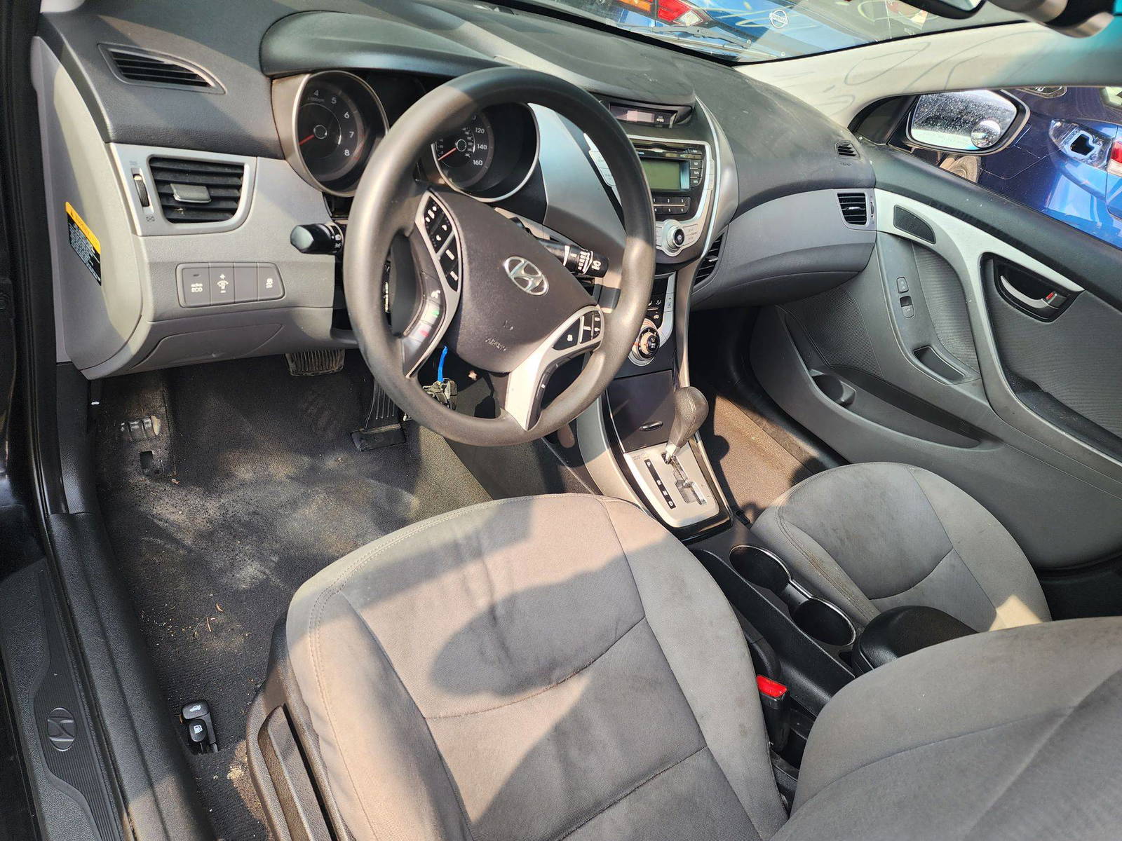 2012 HYUNDAI ELANTRA — 204965 Miles — Lot 69014923 - Marhaba Auctions Used Cars - Image 4