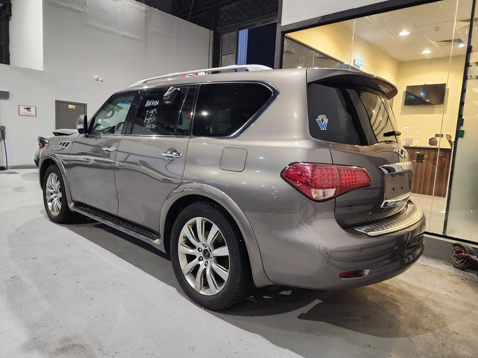 2014 INFINITI QX80 — 116316 Miles — Lot 66074054 — Al Quoz - Marhaba Auctions Used Cars - Image 3