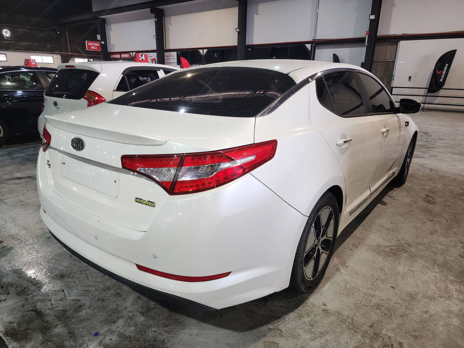 2012 KIA K5 — 90664 KM — Lot 013049 — Souq - Marhaba Auctions Used Cars - Image 6
