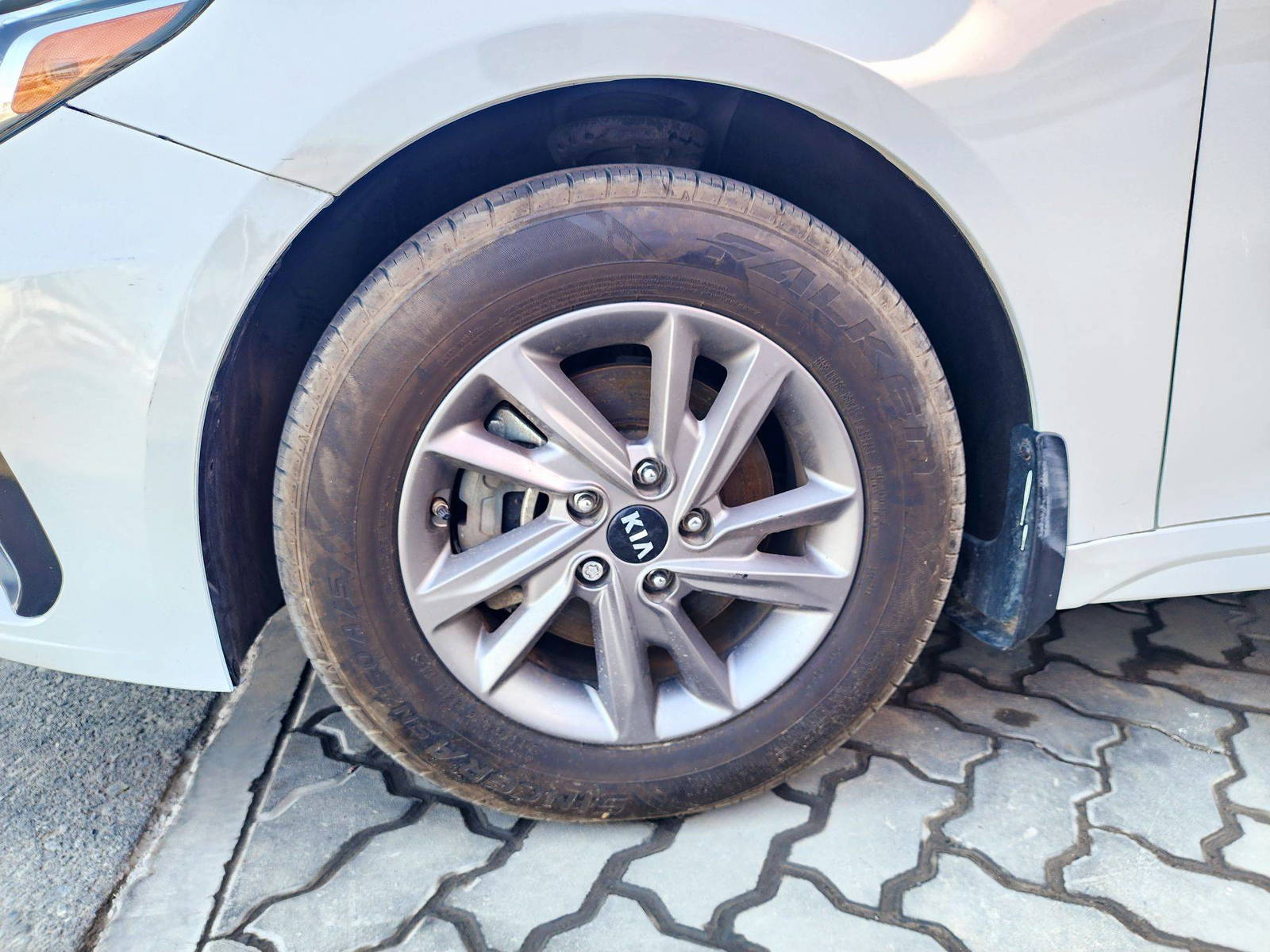 2020 KIA OPTIMA — 90404 Miles — Lot LG401991 — Souq - Marhaba Auctions Used Cars - Image 10