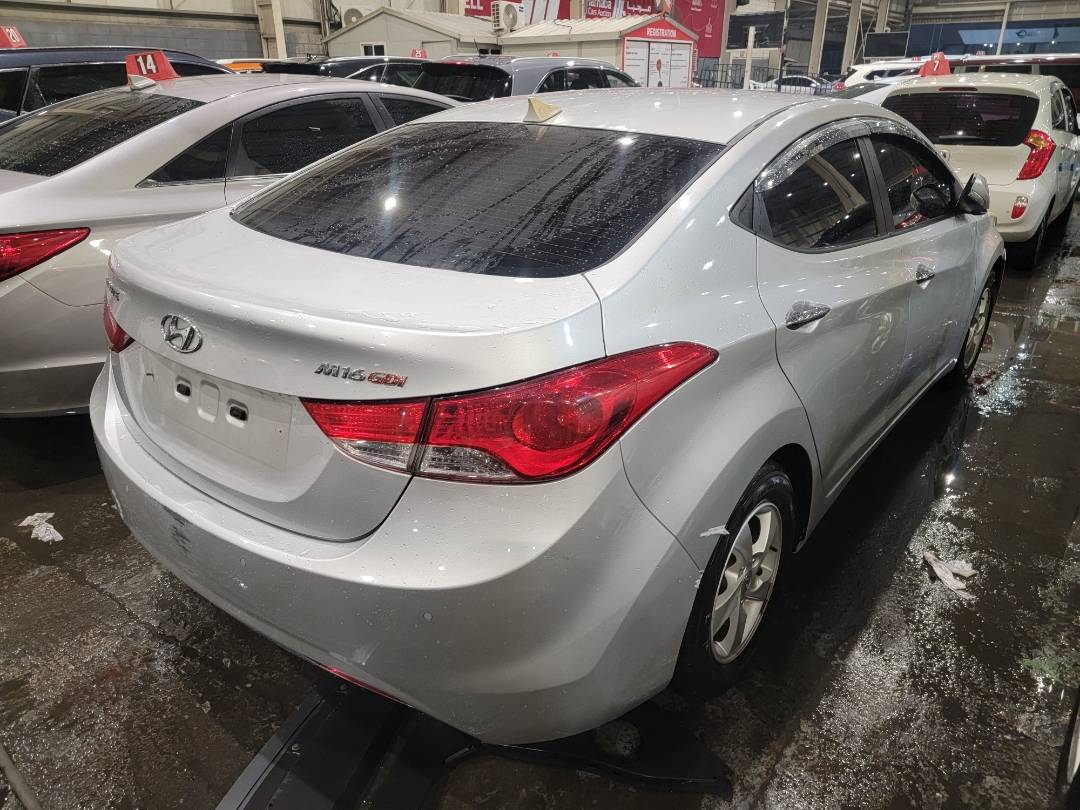 2012 HYUNDAI AVANTE — 123199 KM — Lot 549803 — Main - Marhaba Auctions Used Cars - Image 5