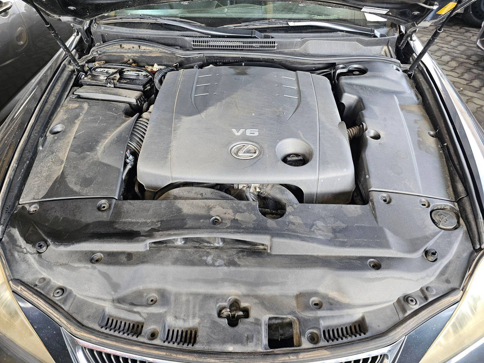 2008 LEXUS IS 250 — 179361 Miles — Lot 929254 — Souq - Marhaba Auctions Used Cars - Image 11