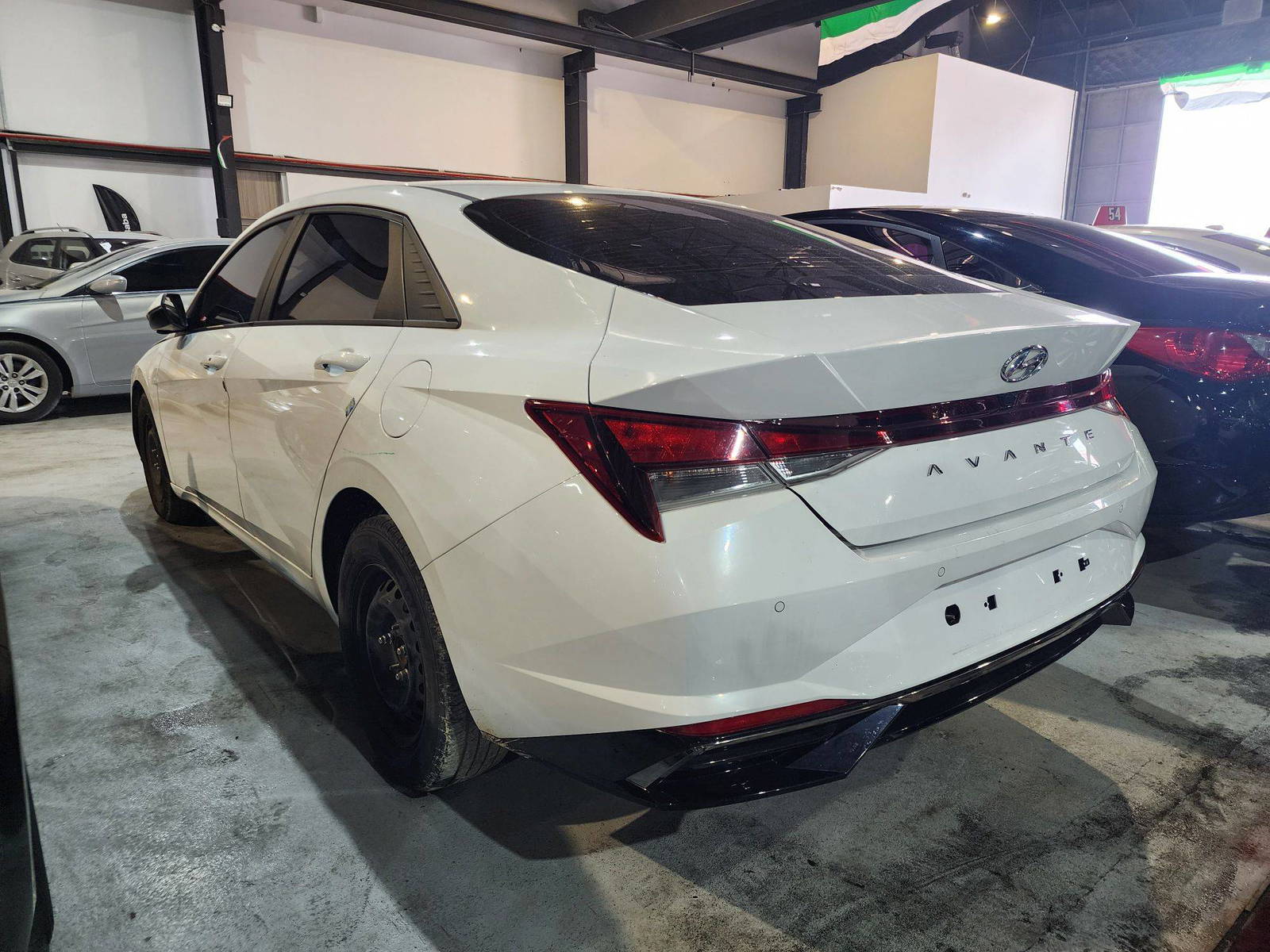 2021 HYUNDAI AVANTE — 147310 KM — Lot 113421 — Ind. 12 - Marhaba Auctions Used Cars - Image 6