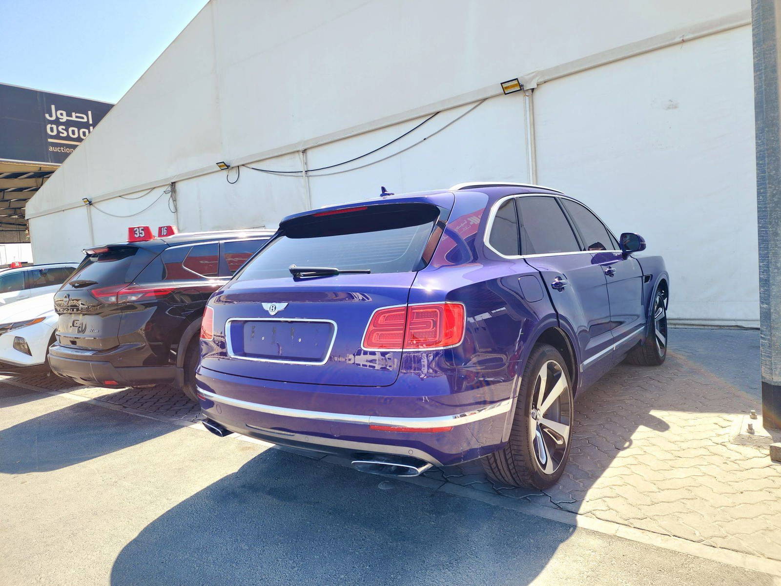 2018 BENTLEY BENTAYGA — 86017 KM — Lot JC021576 — Souq - Marhaba Auctions Used Cars - Image 3