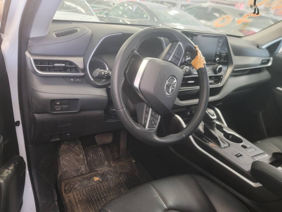 2021 TOYOTA HIGHLANDER — 109667 Miles — Lot S527166 — Main - Marhaba Auctions Used Cars - Image 9
