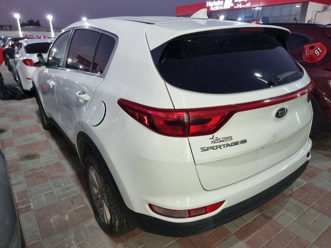 2017 KIA SPORTAGE — 142183 Miles — Lot 1898558 — Ind. 12 - Marhaba Auctions Used Cars - Image 4