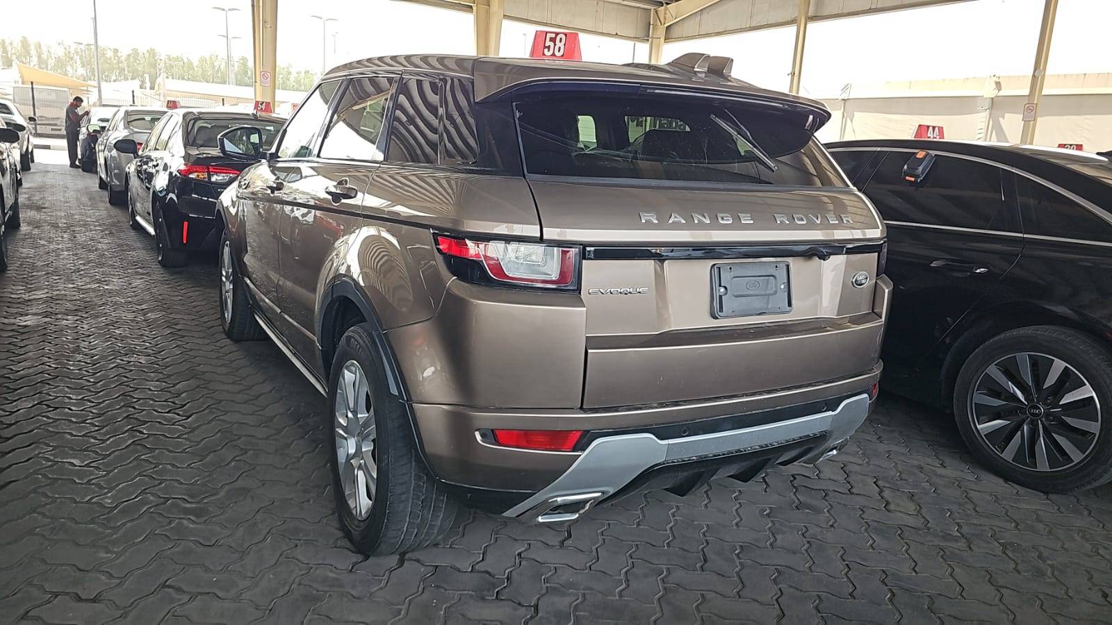 2016 LAND ROVER RANGE ROVER EVOQUE — 140768 Miles — Lot 41014791 — Main - Marhaba Auctions Used Cars - Image 6