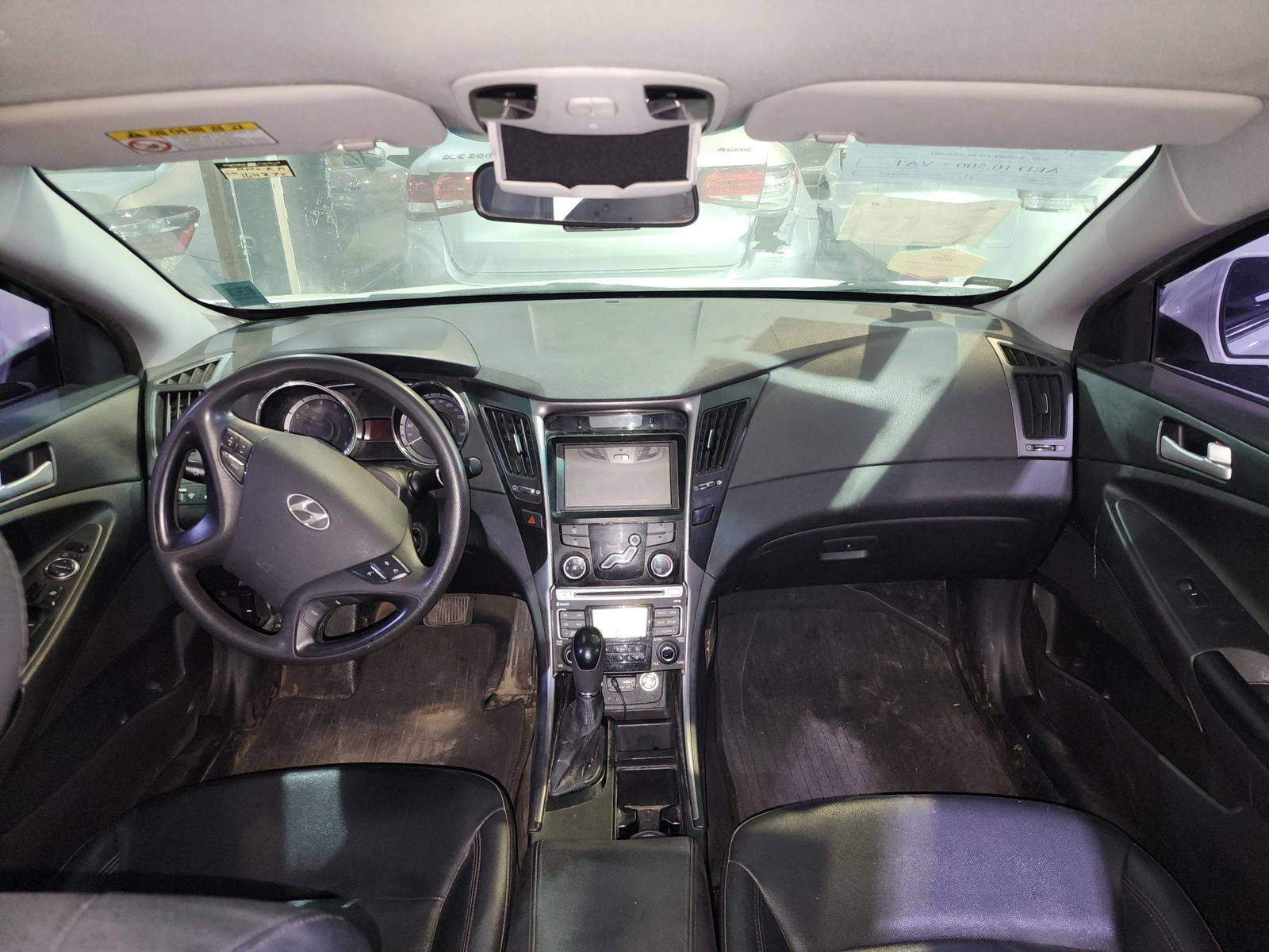 2012 HYUNDAI SONATA — 164230 KM — Lot 215487 — Al Quoz - Marhaba Auctions Used Cars - Image 9