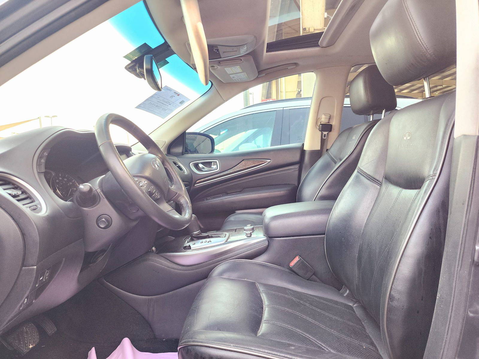 2014 INFINITI QX60 — 132886 Miles — Lot 862296 — Souq - Marhaba Auctions Used Cars - Image 9