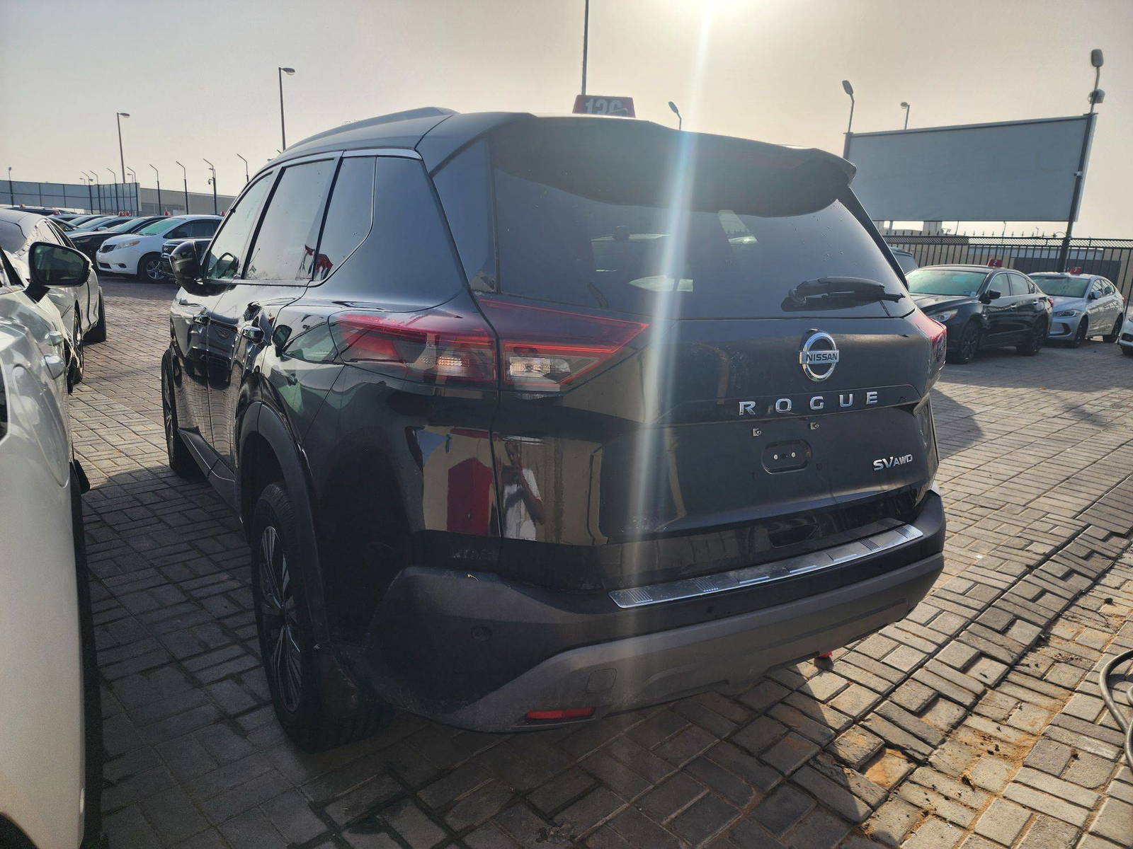 NISSAN ROGUE 2021 - Marhaba Auction Used Cars - Image 4