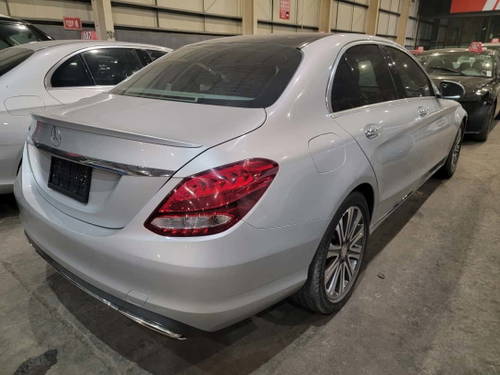 MERCEDES BENZ C300