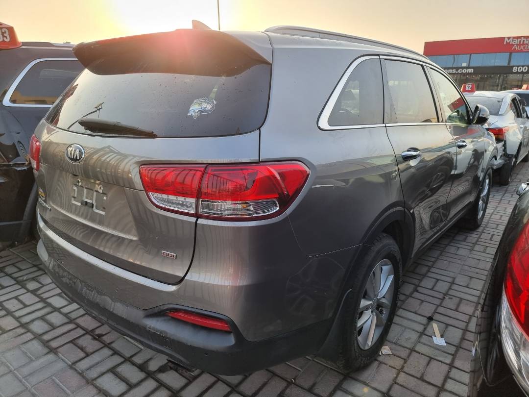 2017 KIA SORENTO — 115465 Miles — Lot 2134587 — Main - Marhaba Auctions Used Cars - Image 3
