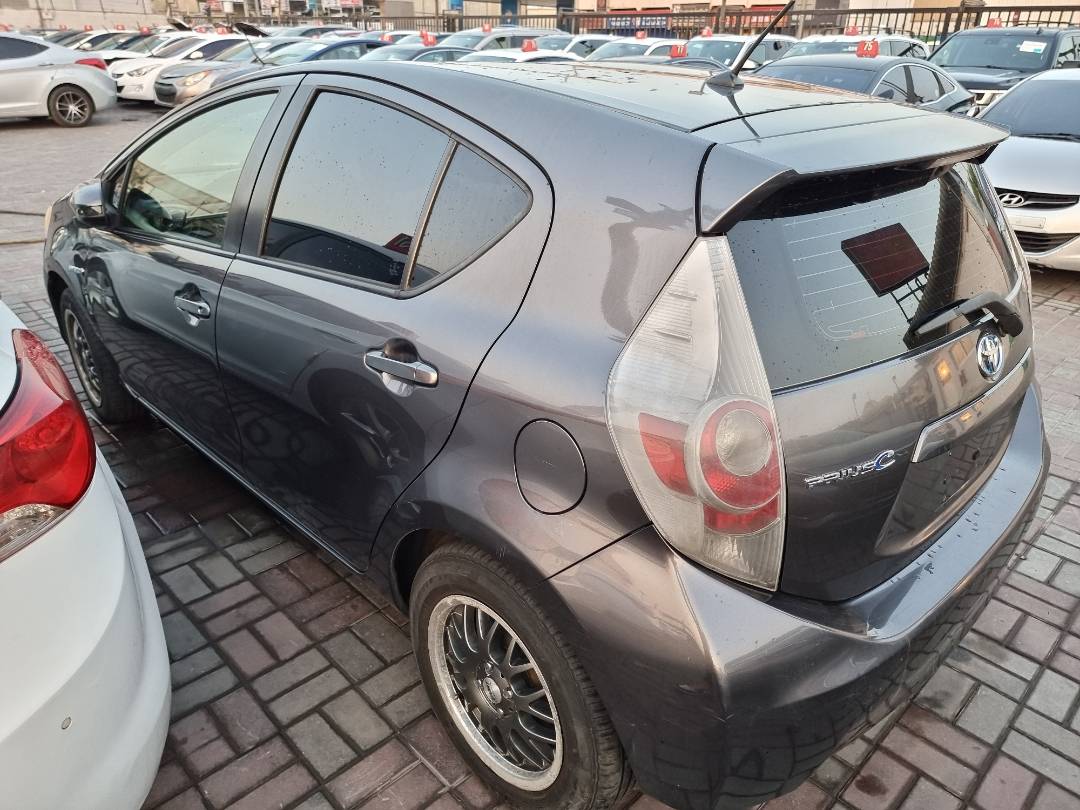 2012 TOYOTA PRIUS C — 343693 Miles — Lot 502815 — Ind. 12 - Marhaba Auctions Used Cars - Image 5