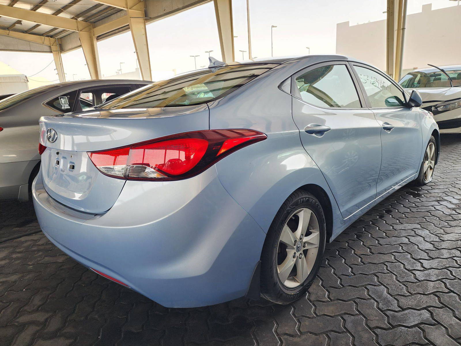 2012 HYUNDAI ELANTRA — 215091 Miles — Lot 53637474 — Souq - Marhaba Auctions Used Cars - Image 3