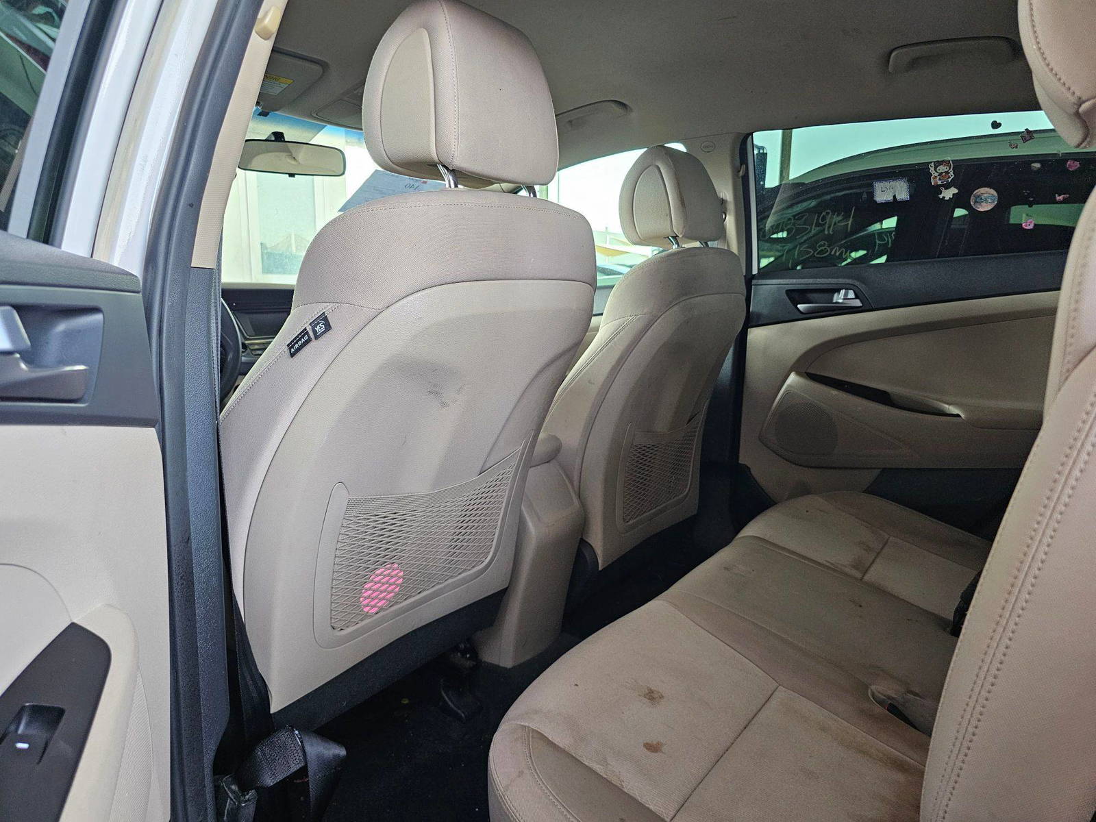 2016 HYUNDAI TUCSON — 144708 Miles — Lot U166949 — Souq - Marhaba Auctions Used Cars - Image 6
