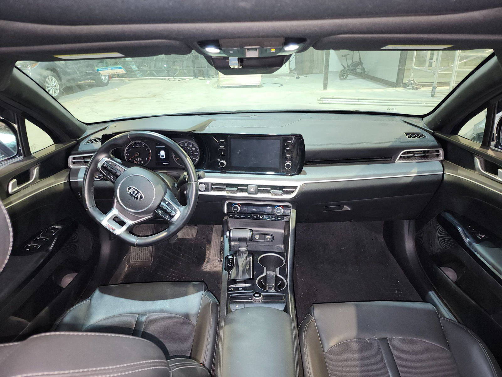 2021 KIA K5 — 77765 Miles — Lot 19705 — Al Quoz - Marhaba Auctions Used Cars - Image 6