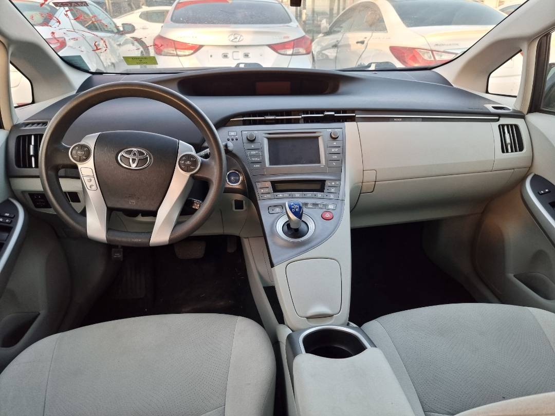 2014 TOYOTA PRIUS — 209334 Miles — Lot 125487 — Ind. 12 - Marhaba Auctions Used Cars - Image 7