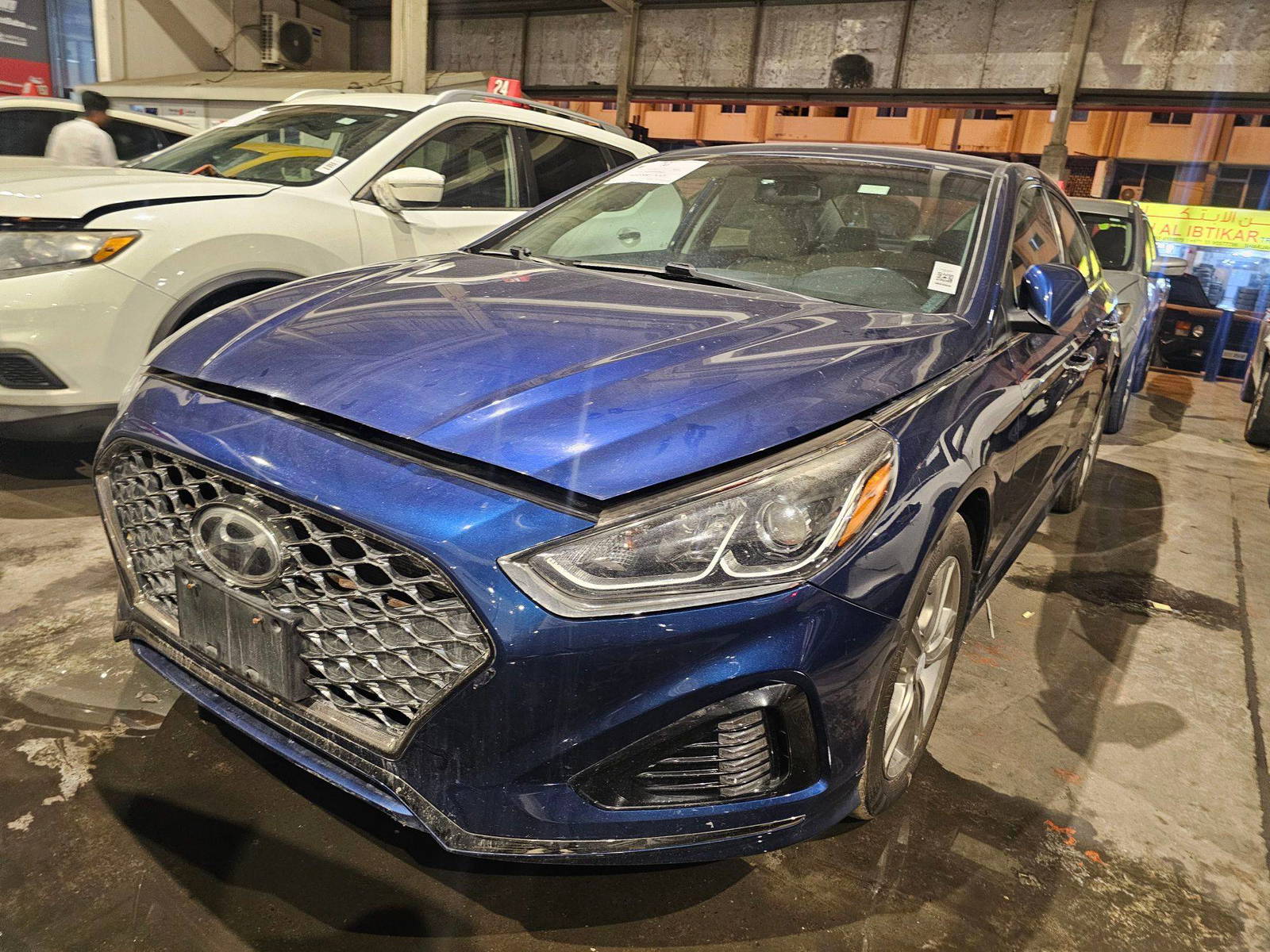 2019 HYUNDAI SONATA — 178474 Miles — Lot 96768755 — Main - Marhaba Auctions Used Cars - Image 4