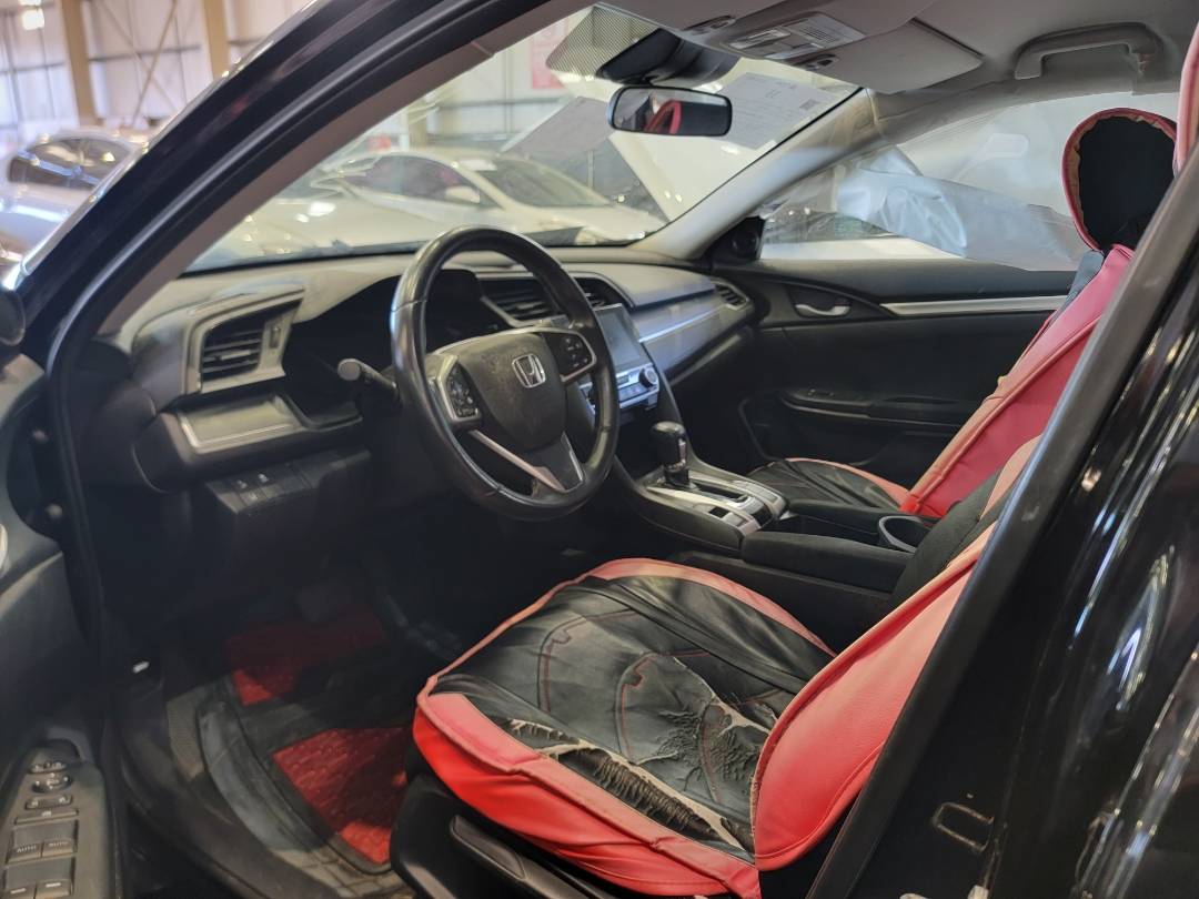 2018 HONDA CIVIC — 85941 KM — Lot 040695 — Main - Marhaba Auctions Used Cars - Image 6