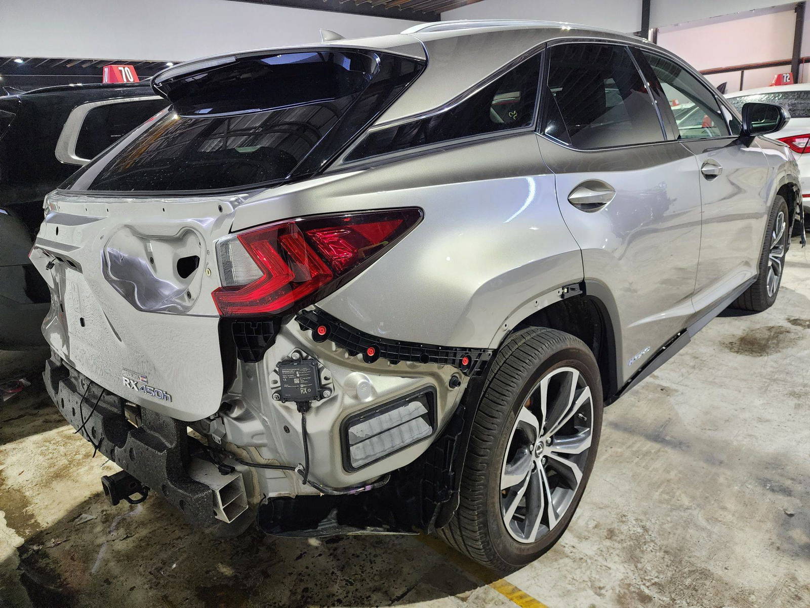 2019 LEXUS RX 450H — 101342 Miles — Lot 42061535 — Main - Marhaba Auctions Used Cars - Image 5