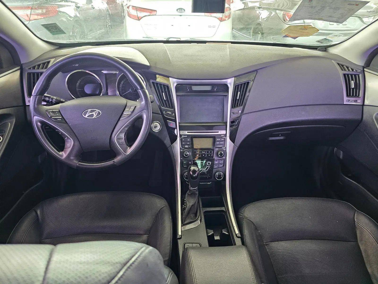 2012 HYUNDAI SONATA — 172821 KM — Lot 010765 — Main - Marhaba Auctions Used Cars - Image 7