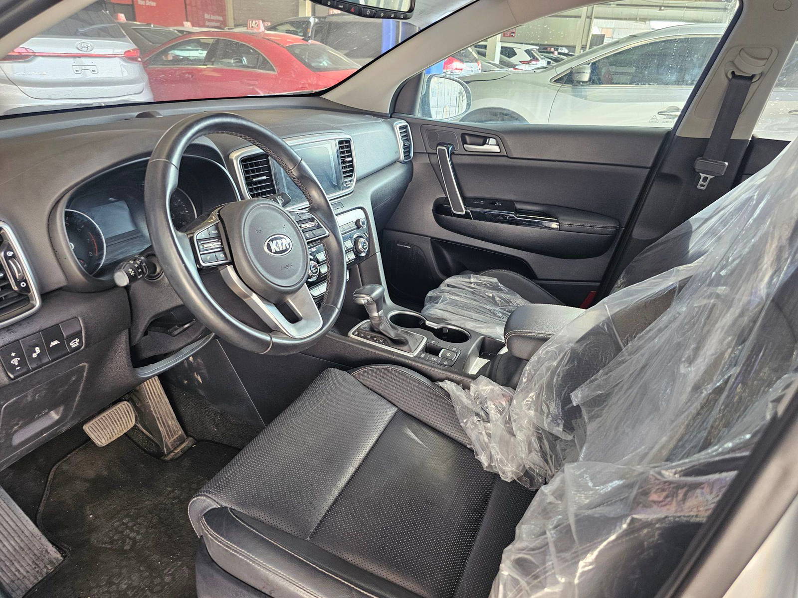 KIA SPORTAGE 2020 - Marhaba Auction Used Cars - Image 8