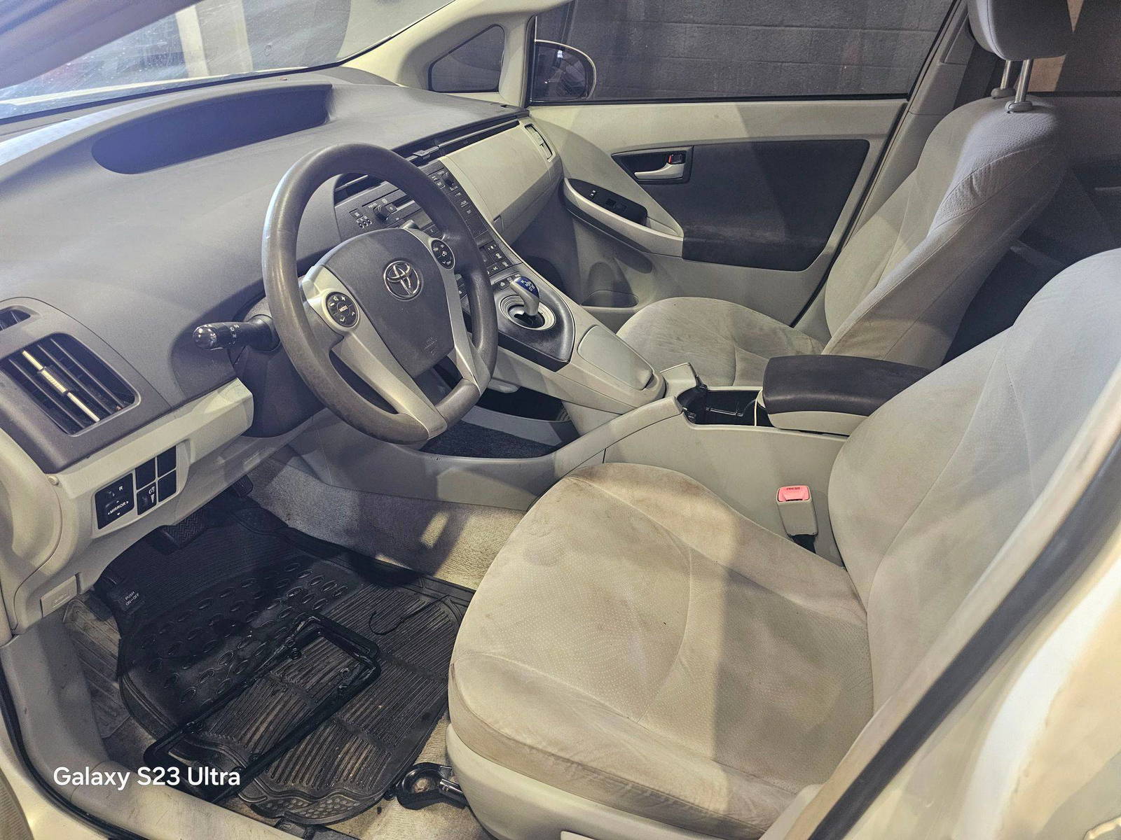 2011 TOYOTA PRIUS — 161667 Miles — Lot 43185222 — Main - Marhaba Auctions Used Cars - Image 8