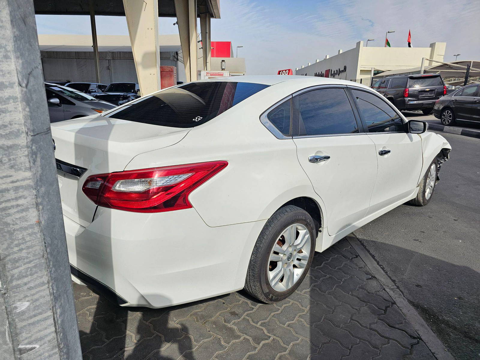 2016 NISSAN ALTIMA — 228041 Miles — Lot C163512 — Souq - Marhaba Auctions Used Cars - Image 4